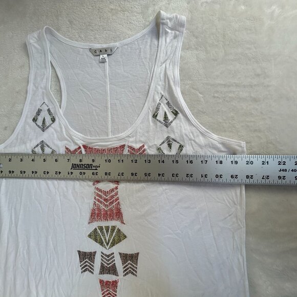Cabi Womens Scoop Neck Sleeveless White Aztec Racerback Tank Top Large NWOT - Picture 7 of 8